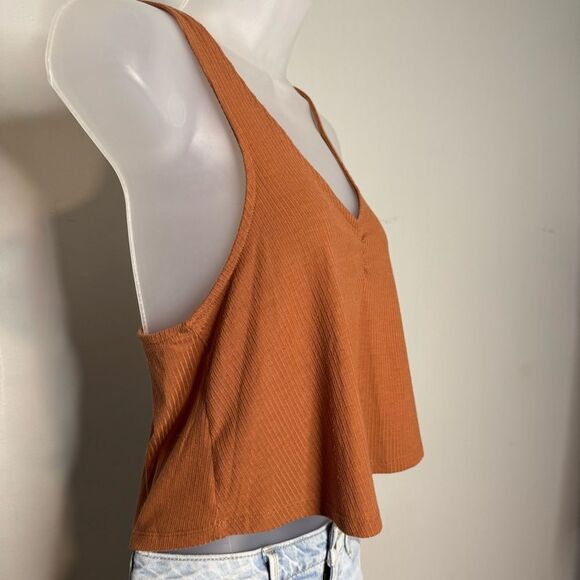 Live To Be Spoiled Knit Tank and Duster Set, Medium - Picture 5 of 16